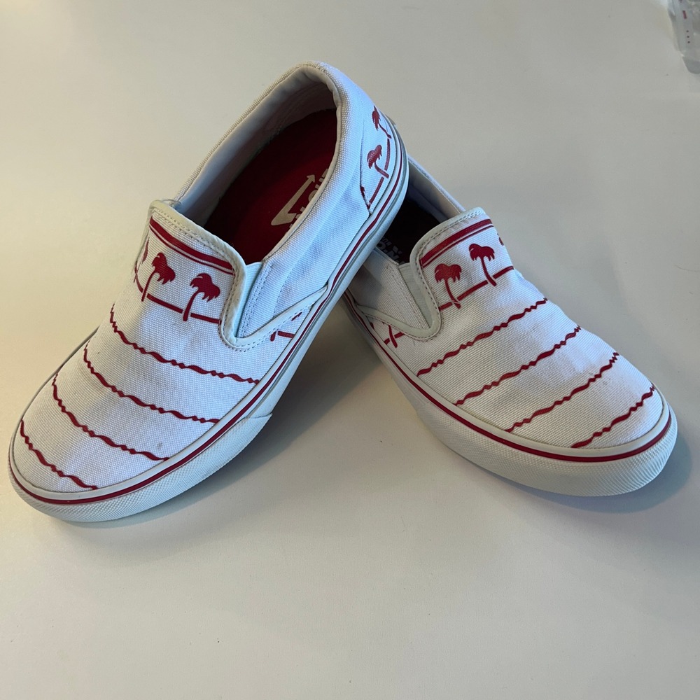 In-N-Out Burger Drink Cup Slip On Shoes White Red Palm Tree Mens 9 Sneaker